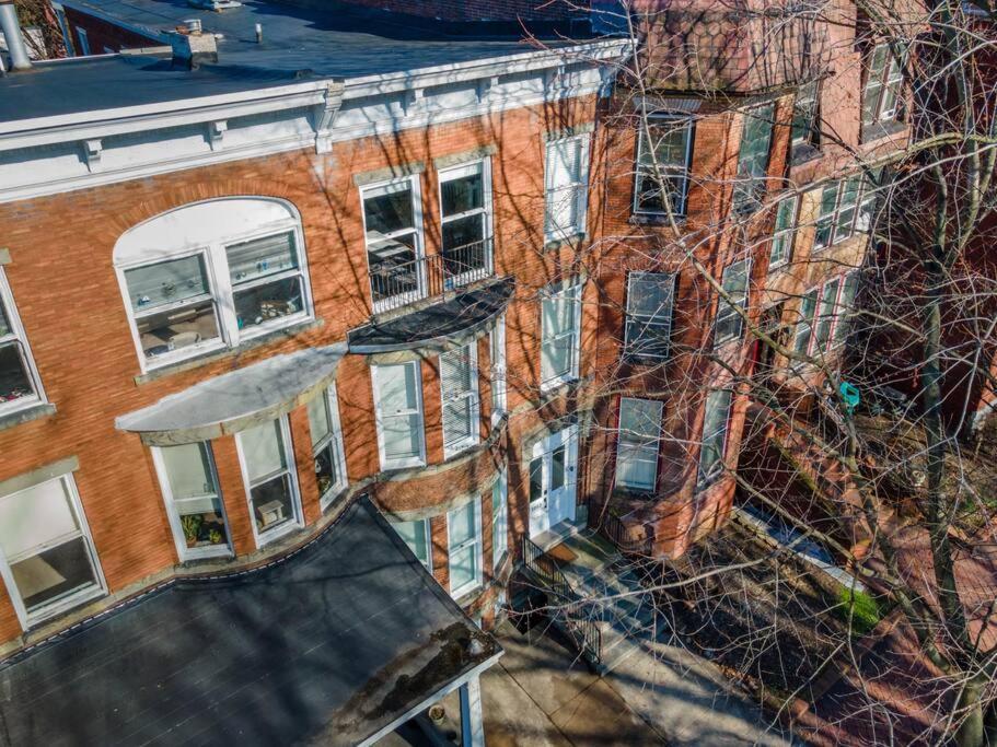 Flats On Front - Riverfront Gem Fast Wi-Fi 3F Harrisburg Exterior foto